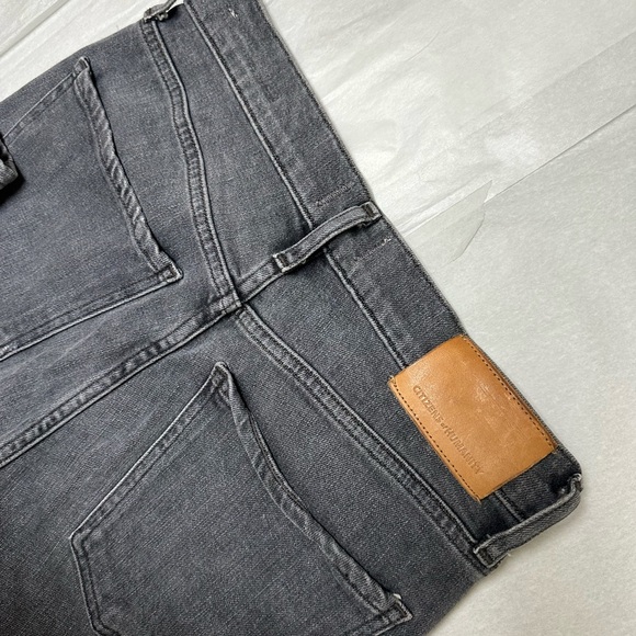 Olivia Ankle High Rise Slim in Silvermist
Citizens of Humanity🩶 - Picture 8 of 14